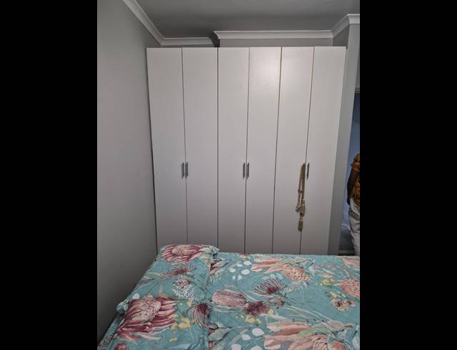 2 BEDROOM APARTMENT TO LET IN SALT ROCK